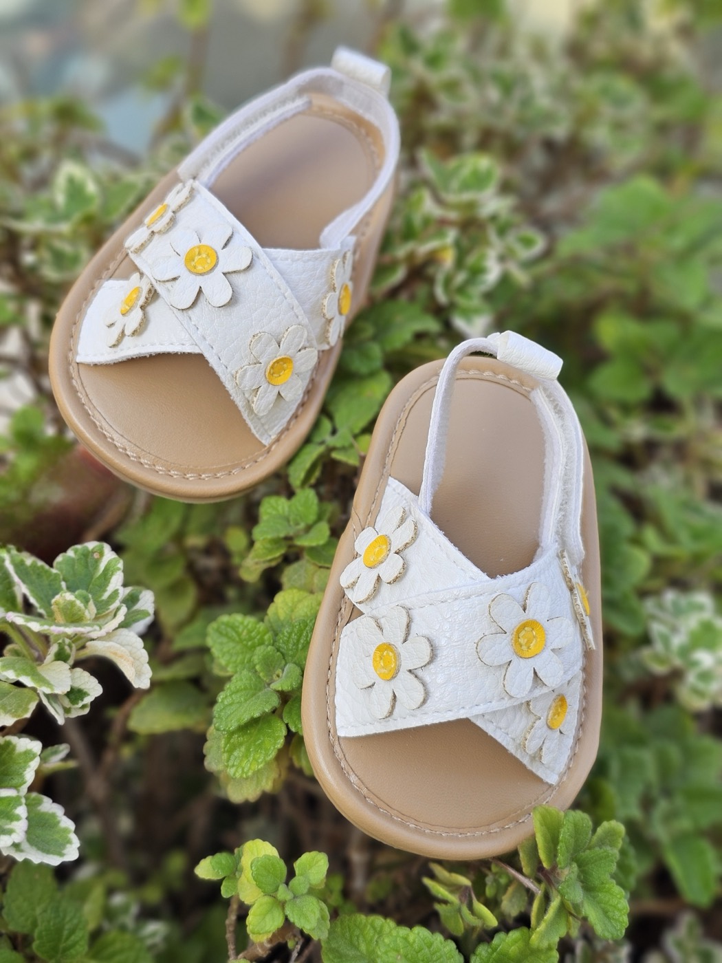 The Daisy Bloom sandals 