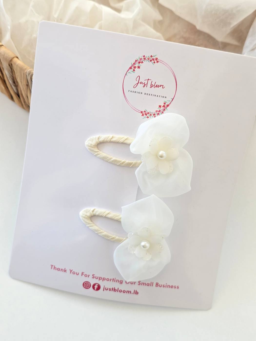 2pcs Heavenly White snap clip set