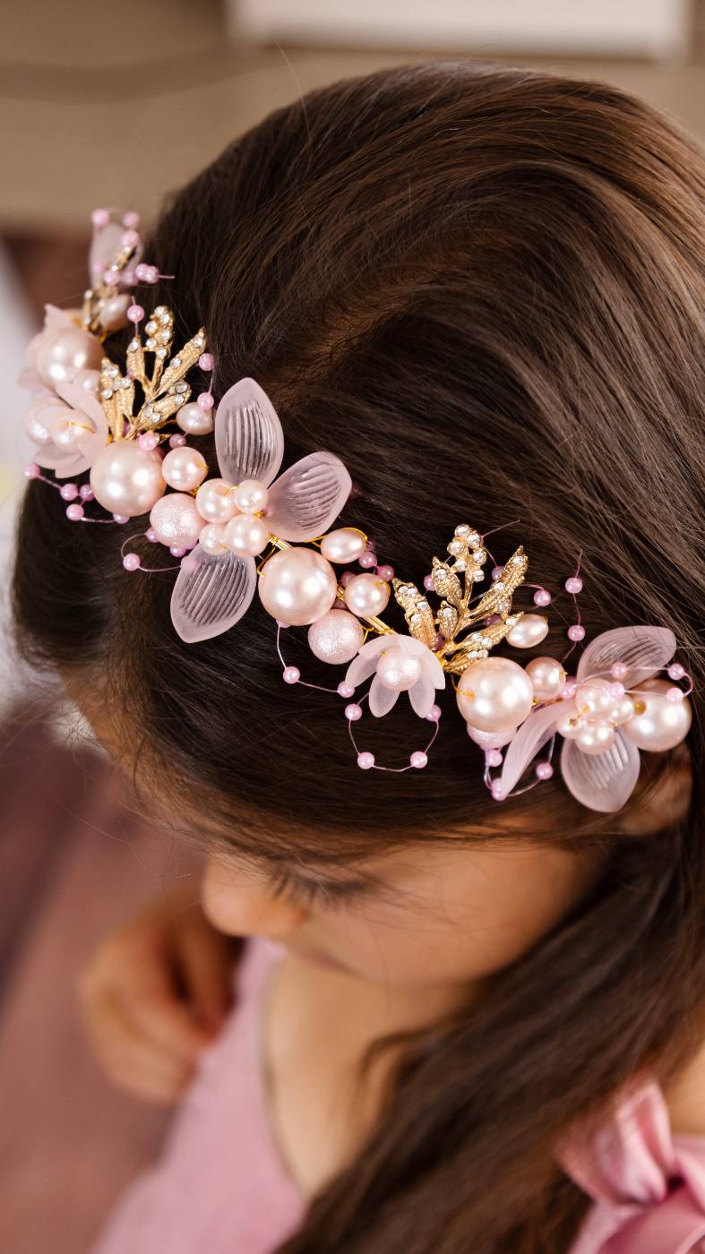 1pc Pearl Crown with Ribbons 