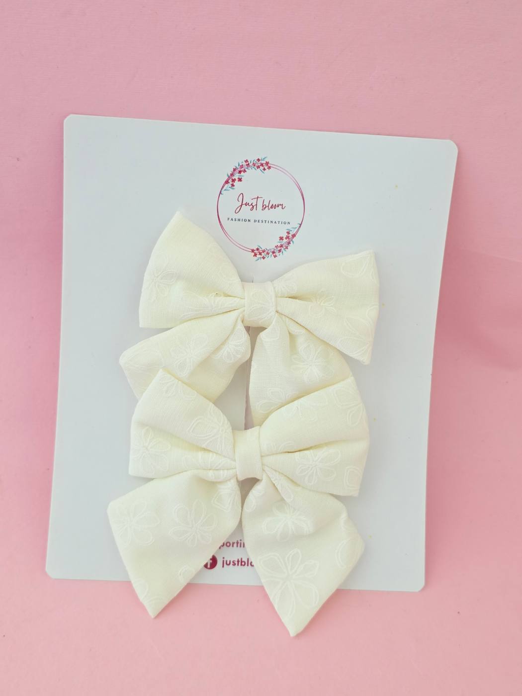 2pcs Embroidered Offwhite Bow Hair Clip 